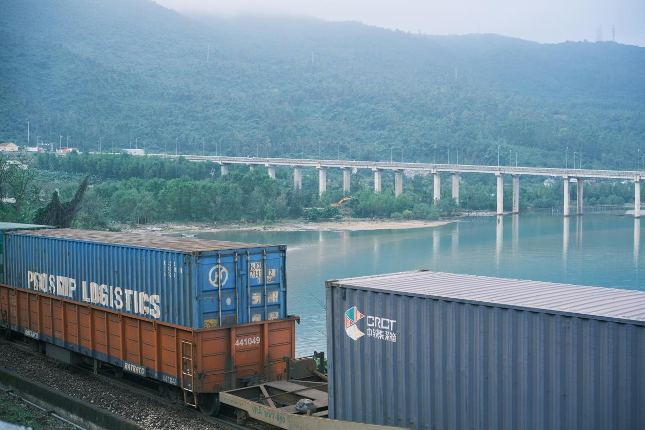 中俄運(yùn)輸通道新引擎：易境通陸運(yùn)貨代系統(tǒng)如何賦能跨境貿(mào)易？